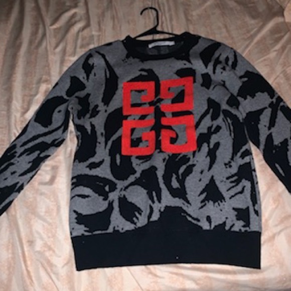 Sweater - Picture 1 of 6